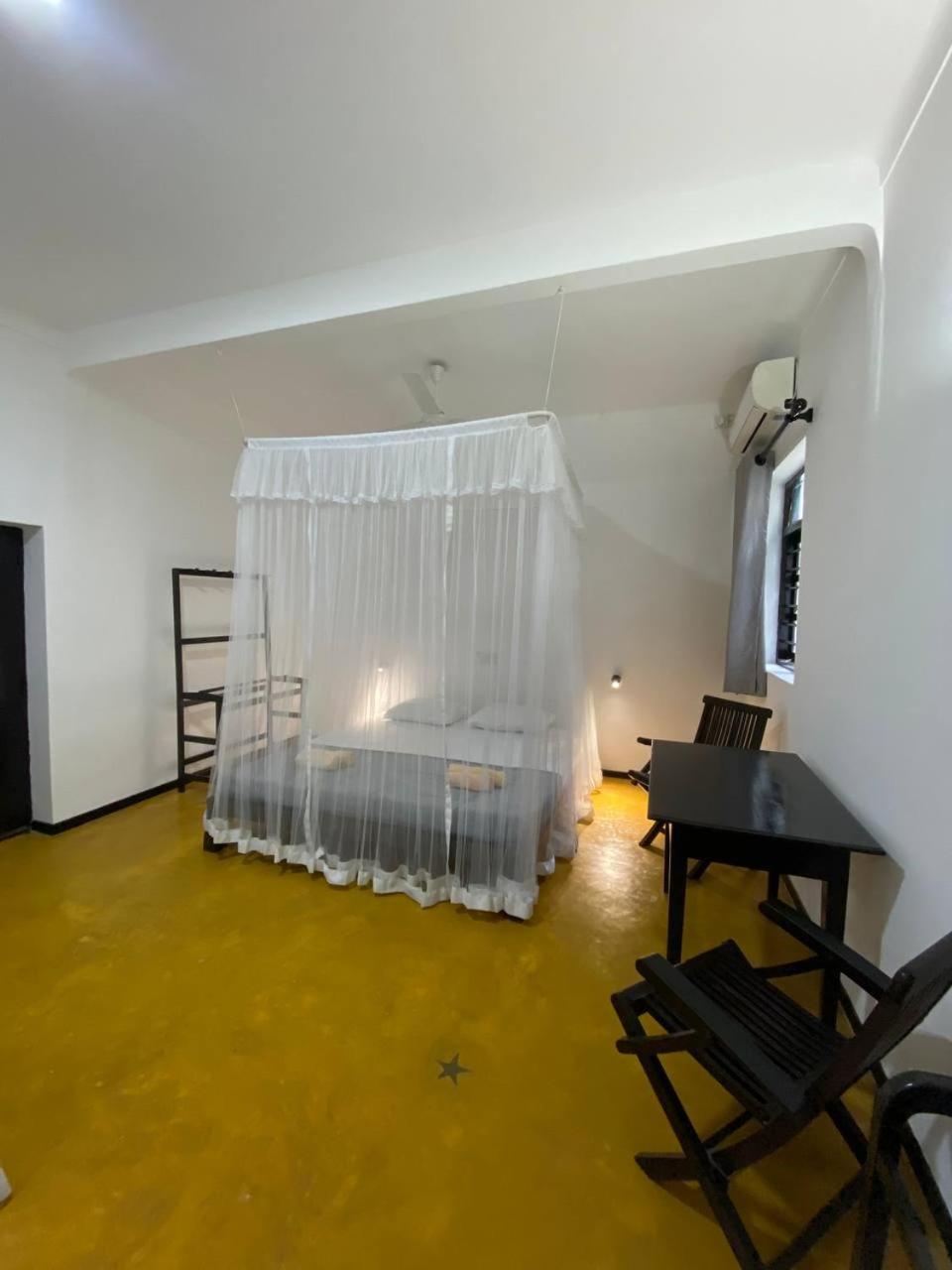 Pearl Villa Rooms And Hostel Unawatuna Exterior foto